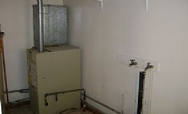 Three Bedroom Home in Collinsville, Close to Schnucks and Walma in Collinsville, IL (Photo 4 of 6)