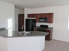 Nice 3 Beds 2 Baths 1,600 Sqft in Las Vegas, NV (Photo 2 of 8)