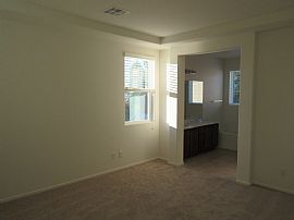 Nice 3 Beds 2 Baths 1,600 Sqft in Las Vegas, NV (Photo 5 of 8)
