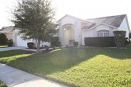 This Beautiful 3 Bedroom 2 Bath 2 Car  in New Port Richey, FL (Photo 2 of 12)