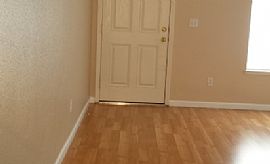 Charming 3 Bedroom 2 Bath Home Has An Extra Large Open Kitchen in Reno, NV (Photo 3 of 6)