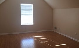 Welcoming Open Floor Plan, Updated Kitchen, Huge Great Rooms in Franklin, TN (Photo 6 of 8)