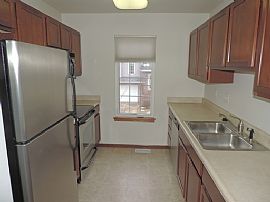 945 Twilight Drive in North Liberty, IA (Photo 3 of 9)