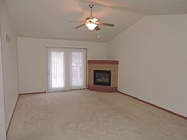 945 Twilight Drive in North Liberty, IA (Photo 8 of 9)