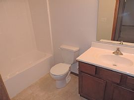 945 Twilight Drive in North Liberty, IA (Photo 9 of 9)