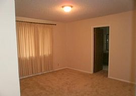 Beautiful Home in Woods of Shavano 3 Bdrm,2 Bth in San Antonio, TX (Photo 6 of 11)