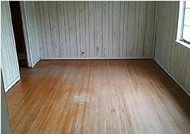 Awesome 3 Bedroom Plus 1 Bathroom Available For Rent in Houston, TX (Photo 2 of 7)