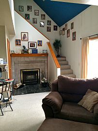 3 Bedroom Home Partly Furnished  in Rensselaer, NY (Photo 2 of 5)