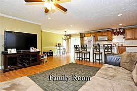 Charming 3 Bedroom, 2 Bath Home in Jacksonville, NC (Photo 4 of 4)