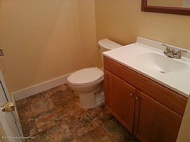 3beds 1bath House in Vancouver, WA (Photo 5 of 6)