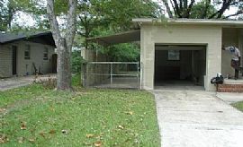 3bedroom Comfort and Convenience Single Family Home in Jacksonville, FL (Photo 4 of 7)