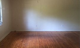 This Charming 3 Bedroom, 2 Bath Home Located Conveniently in Gainesville, FL