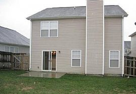 Specious 4bedrooms 2.5 Gear Baths Located in a Quite in Lexington, KY (Photo 12 of 12)