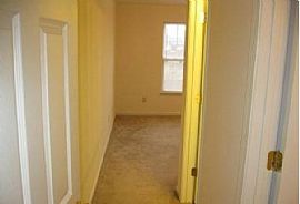 Specious 4bedrooms 2.5 Gear Baths Located in a Quite in Lexington, KY (Photo 8 of 12)