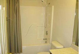 Specious 4bedrooms 2.5 Gear Baths Located in a Quite in Lexington, KY (Photo 9 of 12)