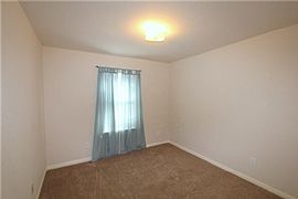 Great 4 Bedroom 2.5 Bath Home with New Carpet in Katy, TX (Photo 10 of 11)