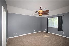 Great 4 Bedroom 2.5 Bath Home with New Carpet in Katy, TX (Photo 8 of 11)