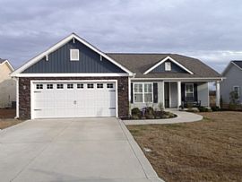  Enchanting 3 Bedroom 2 Bath Home in Jacksonville, NC