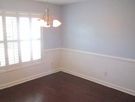  Enchanting 3 Bedroom 2 Bath Home in Jacksonville, NC (Photo 9 of 11)