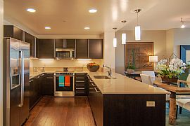 1 Bedroom Apartment in San Francisco, CA (Photo 4 of 6)