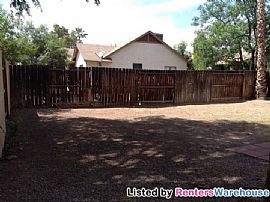 Great 3bed 2bath  in a Nice Neighborhood in Mesa, AZ (Photo 5 of 9)