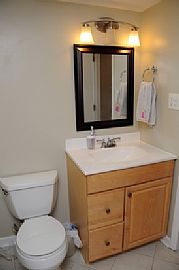 3 Bedrooms, Two Full Baths. Extra Large, Eat-In-Kitchen. in Columbia, MD (Photo 8 of 9)