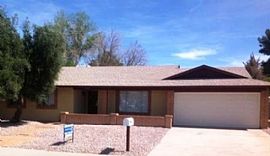 This Comfortable Stylish Home Has An Open Floor Plan. in Tempe, AZ
