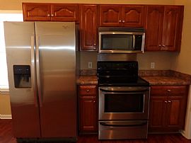 Beatiful 3 Bed 2bath Single Family Home Located in Great Locati in Savannah, GA