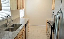 Enjoy The Denver Lifestyle in This Pet Friendly, 3 Bedroom, 2 B in Denver, CO (Photo 3 of 6)