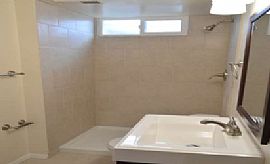 Enjoy The Denver Lifestyle in This Pet Friendly, 3 Bedroom, 2 B in Denver, CO (Photo 5 of 6)