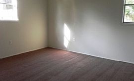 Single Car Carport, Large Fenced Yard Carpet in Bedrooms Wood F in Baton Rouge, LA (Photo 3 of 8)