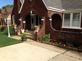 Summersplace ."The Clock House" in Oklahoma City, OK (Photo 3 of 10)