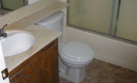 This His a Very Nice Large 4 Bdrm, 2 Bath One Story Home in Sacramento, CA (Photo 7 of 8)