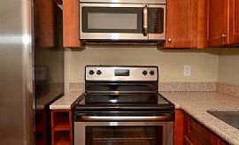 Enjoy The Palm Beach Lifestyle in This Pet Friendly, 3 Bedroom, in Boca Raton, FL (Photo 2 of 9)