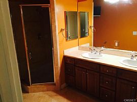 Beautiful Sherman Oaks Townhouse! in Sherman Oaks, CA (Photo 9 of 9)