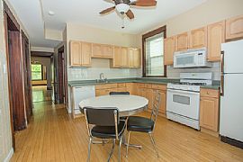 Stylish 3 Bedroom Apartment For Rent in Chicago in Chicago, IL (Photo 6 of 12)