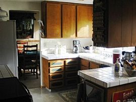 4 Bedrooms, 2.5 Bathrooms, Single Family Home with All Utilitie in Vacaville, CA (Photo 3 of 5)