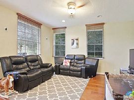 $750 / 3br - 1789ft2 - Spectacular 3/2 Single Family House   in Palm Beach Gardens, FL (Photo 3 of 8)