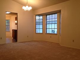 Clean ,Spacious 3 Bedroom, 2 Bath, 2 Car Garage Home in Austin, TX (Photo 4 of 10)