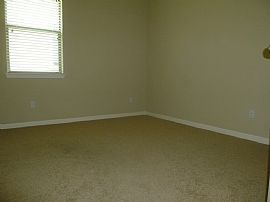 New Construction, Built in 2014. Perfect Home For You Or Your F in Austin, TX (Photo 5 of 12)