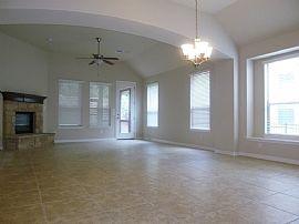 New Construction, Built in 2014. Perfect Home For You Or Your F in Austin, TX (Photo 6 of 12)