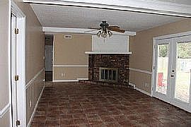 Rent 3 Bedrooms House Location Huntsville in Huntsville, AL (Photo 2 of 4)
