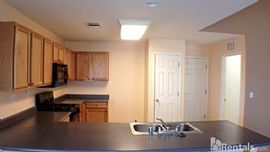  a Must See and Cute Single Family Home !! in Fresno, CA (Photo 7 of 12)