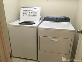  a Must See and Cute Single Family Home !! in Fresno, CA (Photo 8 of 12)