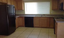 This Silver Bay Home Offers 3 Bedrooms, 2 Bathrooms in Phoenix, AZ (Photo 4 of 8)