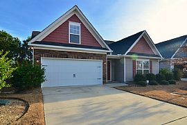 Lovely 3 Bedroom, 2 Bath Home in The Pinnacle Ridge in Columbia, SC (Photo 3 of 10)