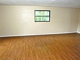 3 Bedroom 2 Bath Single Family Home in Sarasota, FL (Photo 3 of 3)