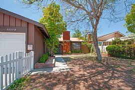 Single Family Home in San Diego, CA (Photo 3 of 7)