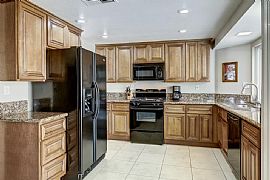3 Beds, 2 Baths, 1,667 Sq in Moreno Valley, CA (Photo 7 of 8)