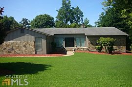 Immaculate 3br/2ba Ranch  in Gainesville, GA